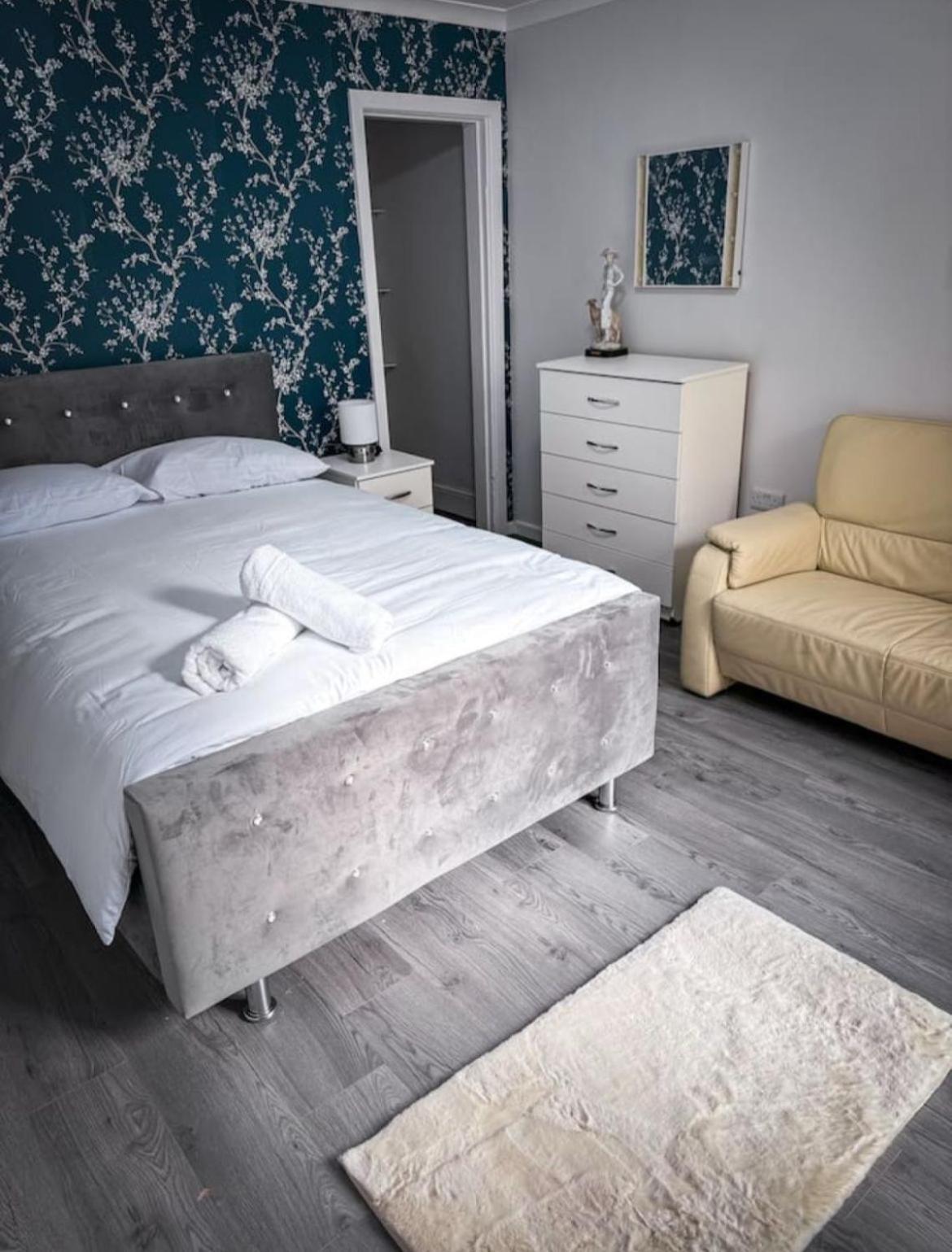Downtown Delight 2 Guest house *